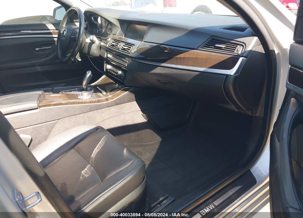 2013 BMW 528I XDRIVE VIN: WBAXH5C57DDW14955