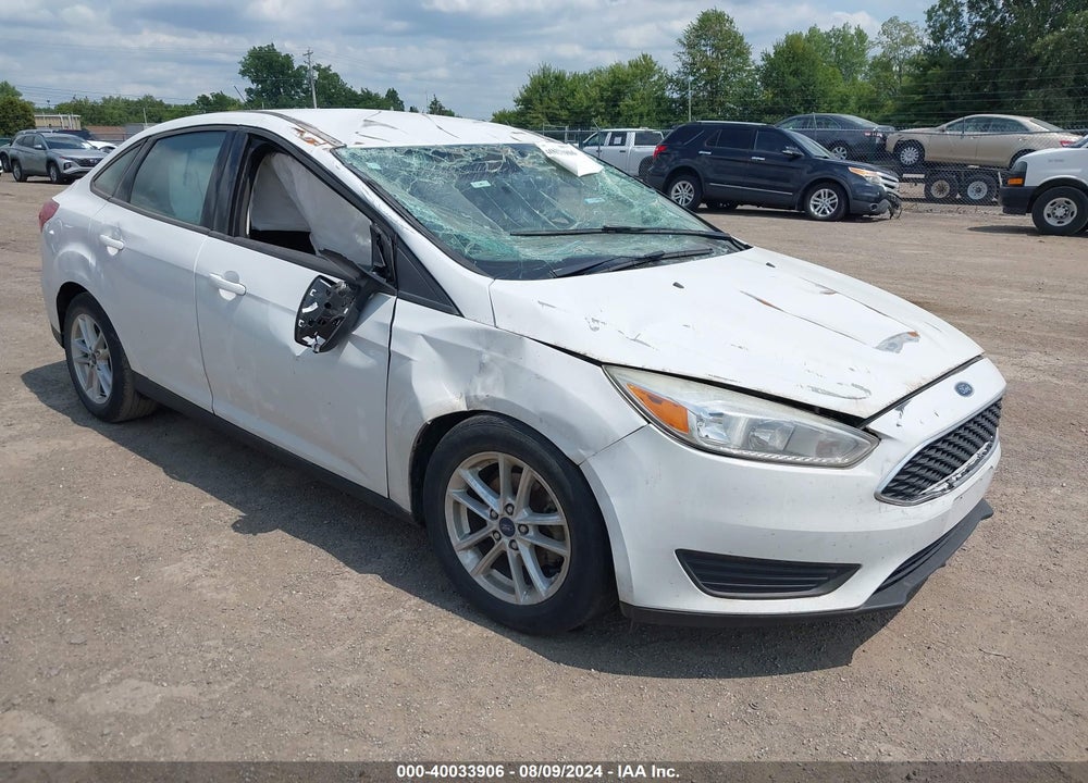 2016 FORD FOCUS SE VIN: 1FADP3F26GL365501