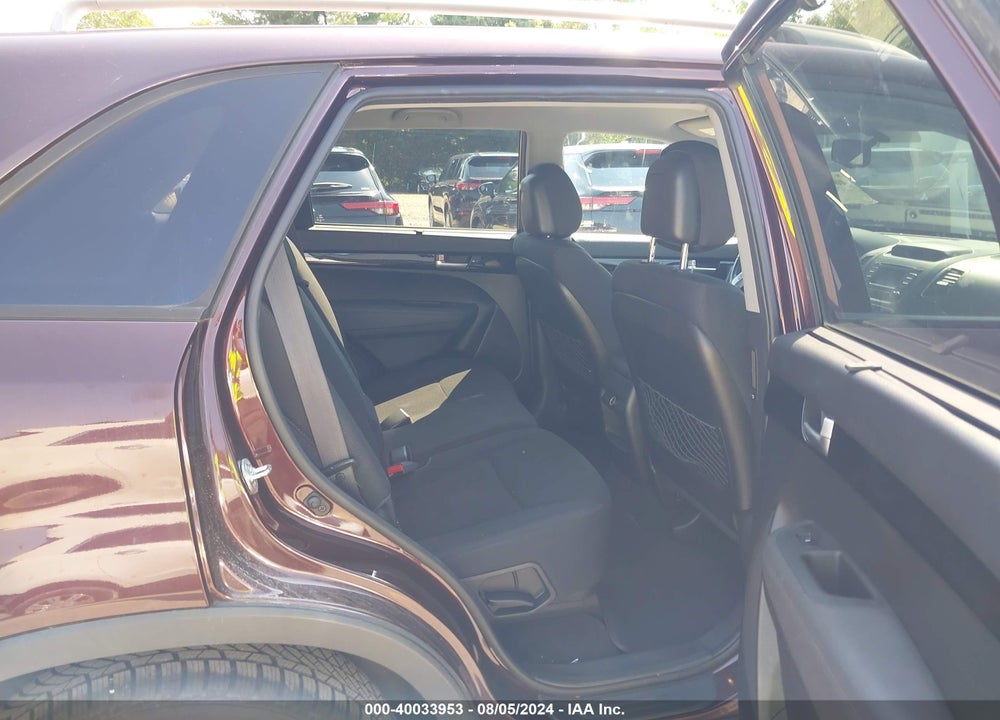 2015 KIA SORENTO VIN: 5XYKTDA6XFG652864