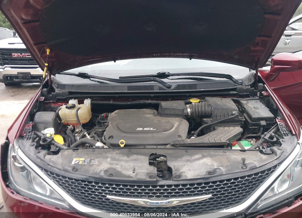 2017 CHRYSLER PACIFICA TOURING L VIN: 2C4RC1BG3HR613892