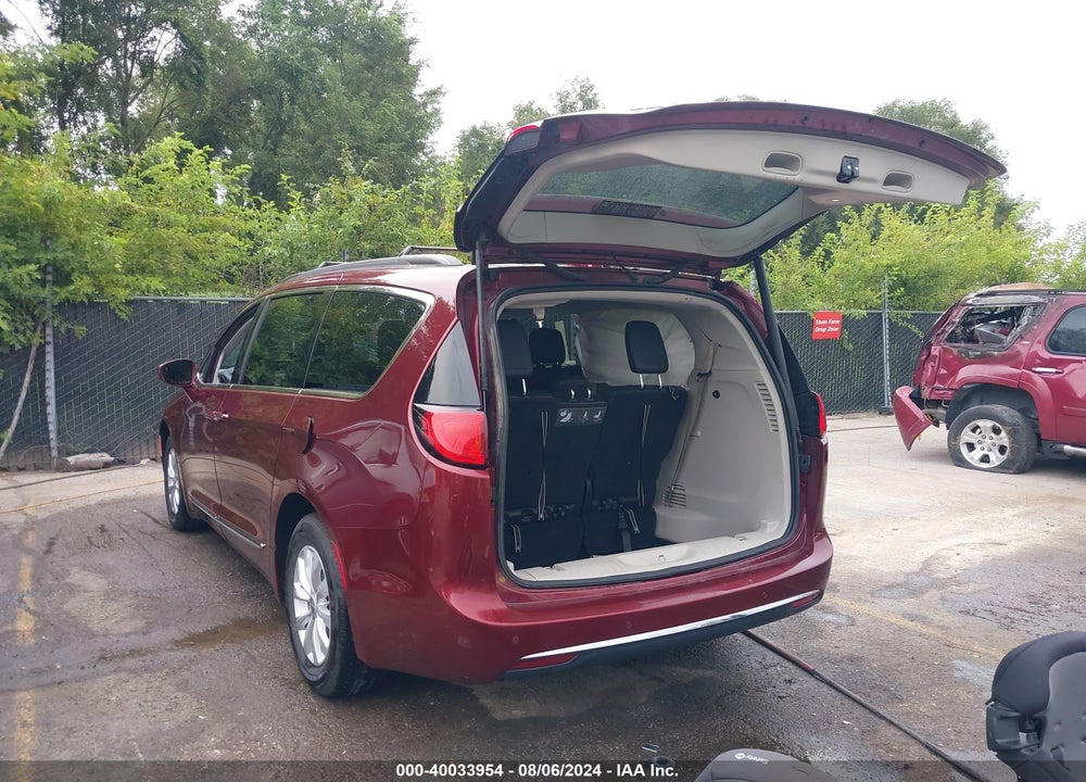 2017 CHRYSLER PACIFICA TOURING L VIN: 2C4RC1BG3HR613892