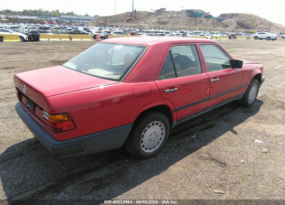 1988 MERCEDES-BENZ 300 E VIN: WDBEA30D2JA674233