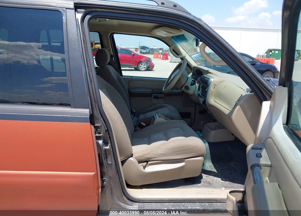 2005 FORD EXPLORER SPORT TRAC ADRENALIN/XLS/XLT VIN: 1FMZU67K85UA39274