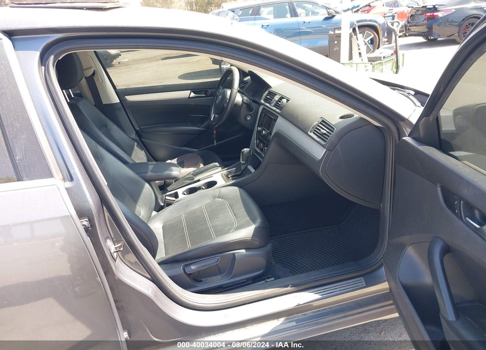 2013 VOLKSWAGEN PASSAT 2.5L SE VIN: 1VWBP7A38DC050071
