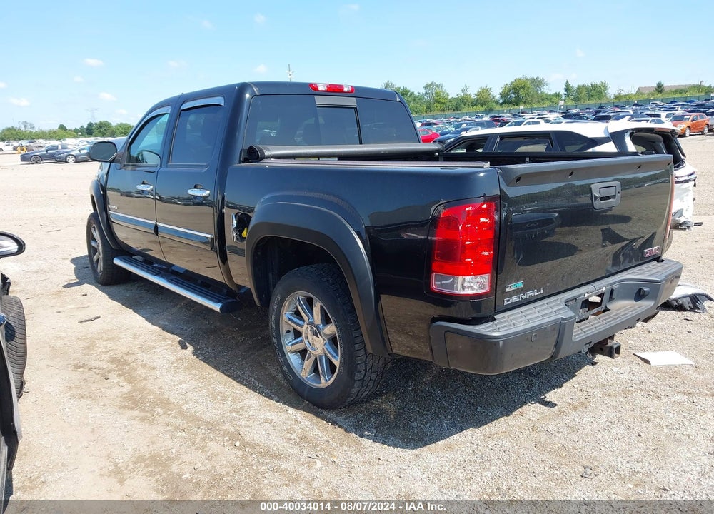 2011 GMC SIERRA 1500 DENALI VIN: 3GTP2XE28BG303067