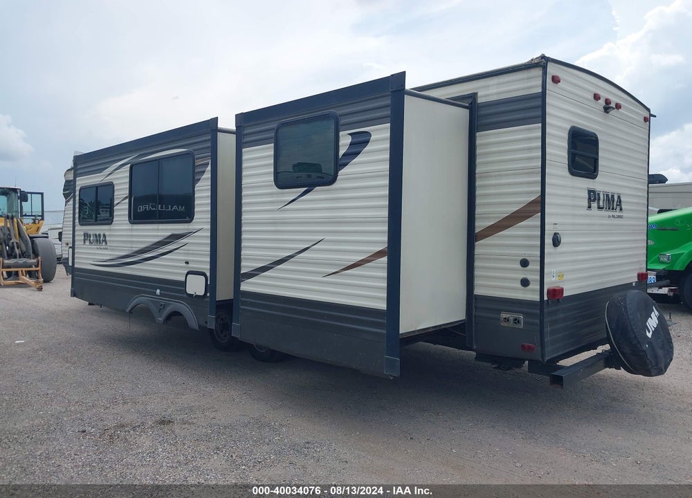 2017 PALOMINO PUMA 32DBKS VIN: 4X4TPUH20HP063425