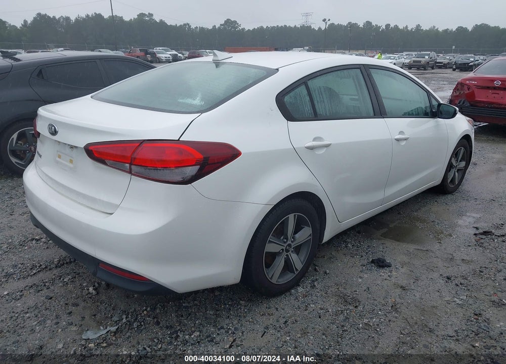 2018 KIA FORTE LX VIN: 3KPFL4A73JE250460