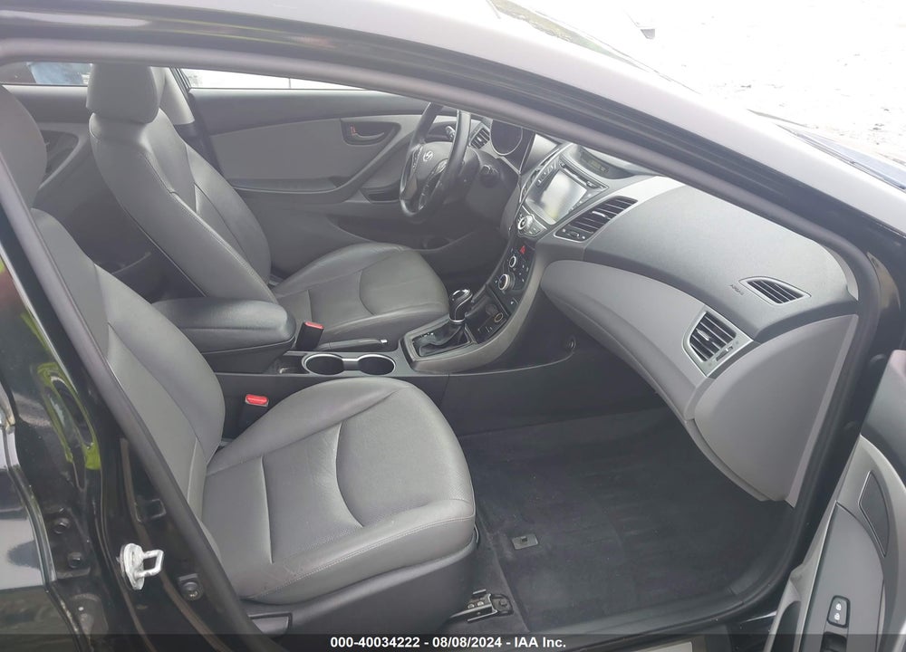 2015 HYUNDAI ELANTRA VIN: KMHDH4AH7FU233196