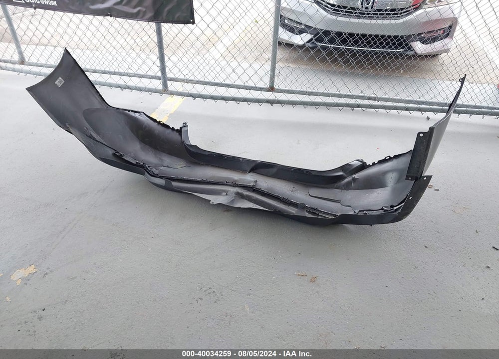 2022 TOYOTA CAMRY LE VIN: 4T1C11AK1NU706499