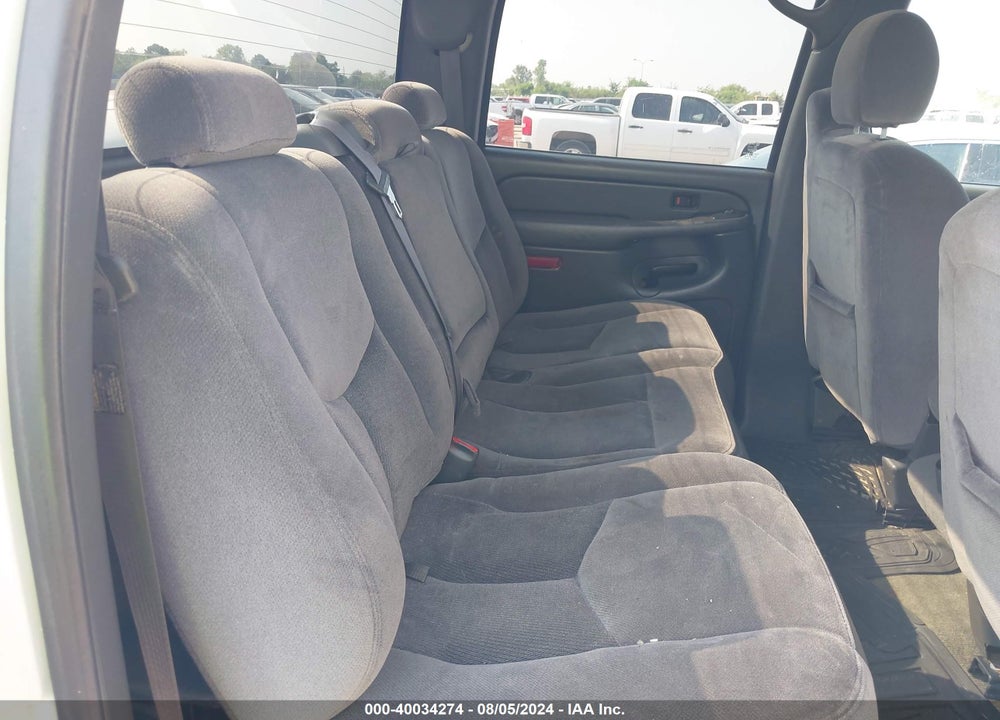 2004 GMC SIERRA 2500HD SLE VIN: 1GTHC23U04F135213