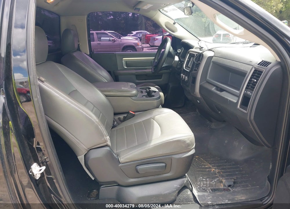 2013 RAM 1500 EXPRESS VIN: 3C6JR6AT7DG507055