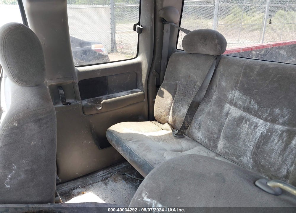 2000 CHEVROLET SILVERADO 1500 LS VIN: 1GCEK19T7YE219264