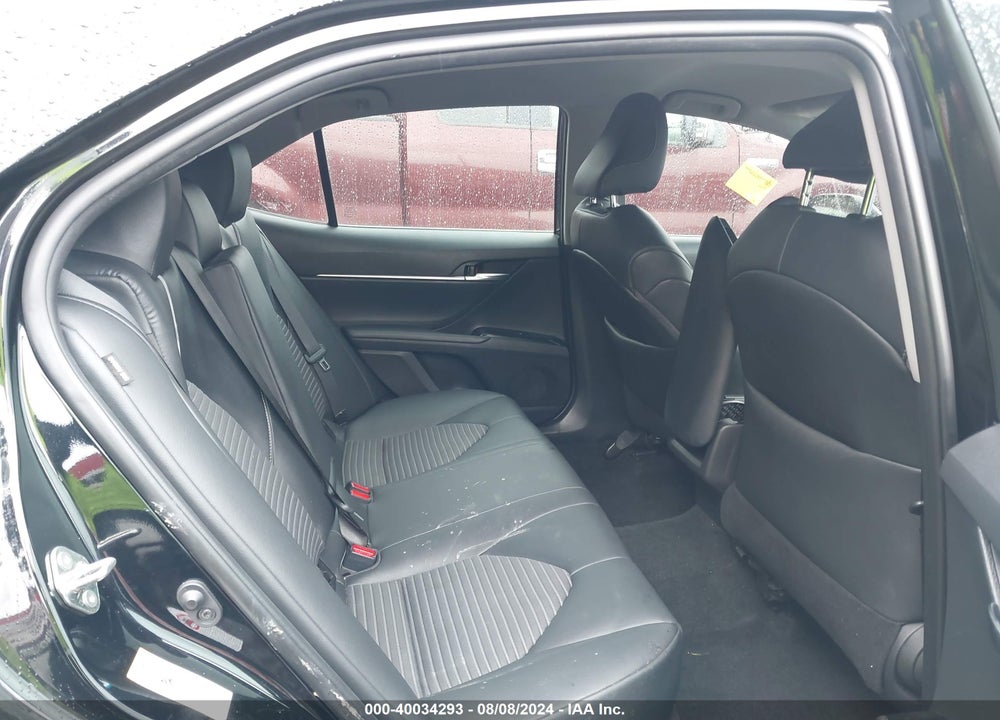 2018 TOYOTA CAMRY SE VIN: 4T1B11HK9JU080938