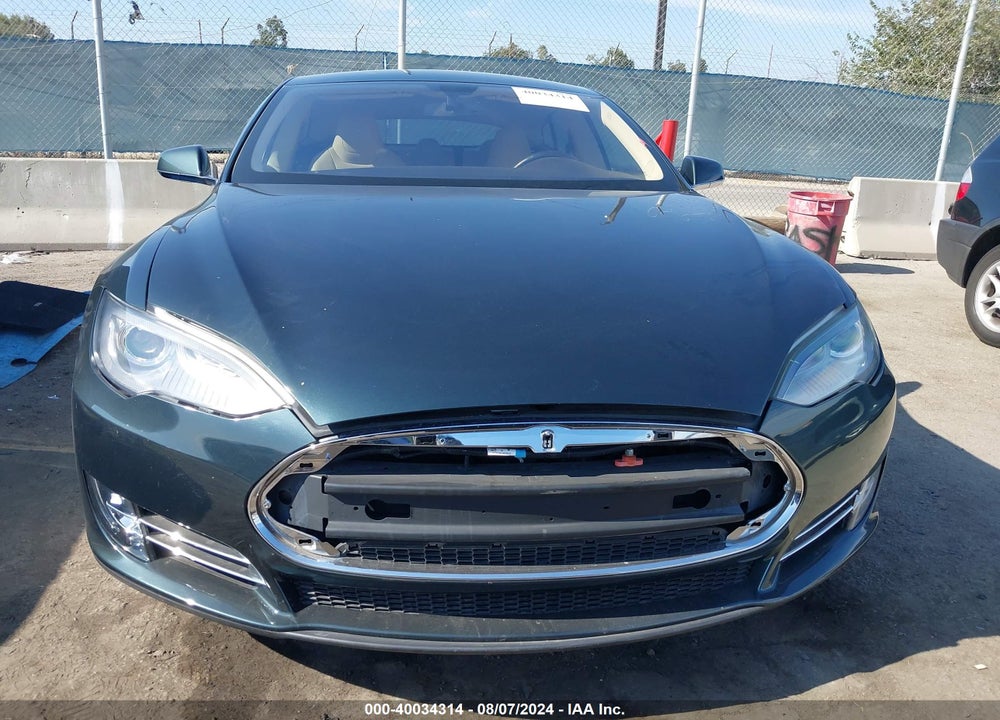 2013 TESLA MODEL S VIN: 5YJSA1AG4DFP04801