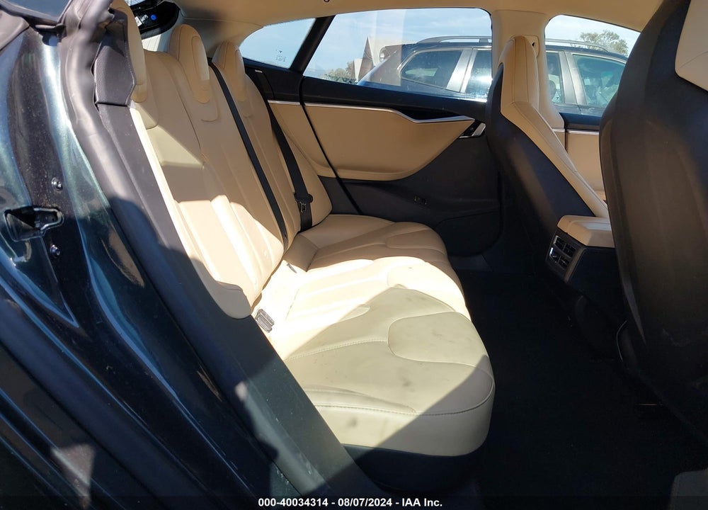 2013 TESLA MODEL S VIN: 5YJSA1AG4DFP04801