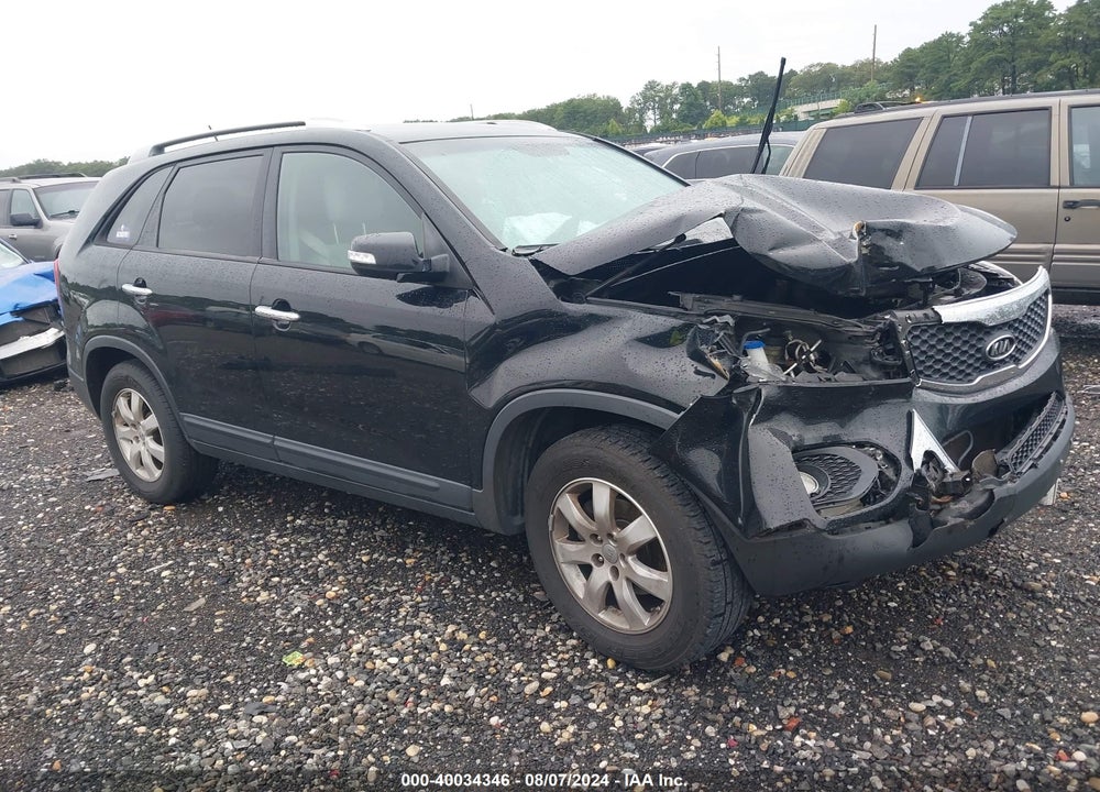 2013 KIA SORENTO LX VIN: 5XYKT3A66DG321836