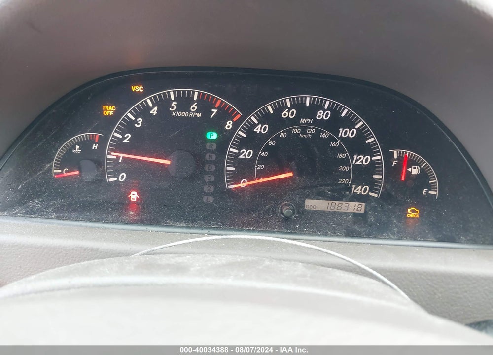 2005 TOYOTA CAMRY XLE V6 VIN: 4T1BF30K95U592469