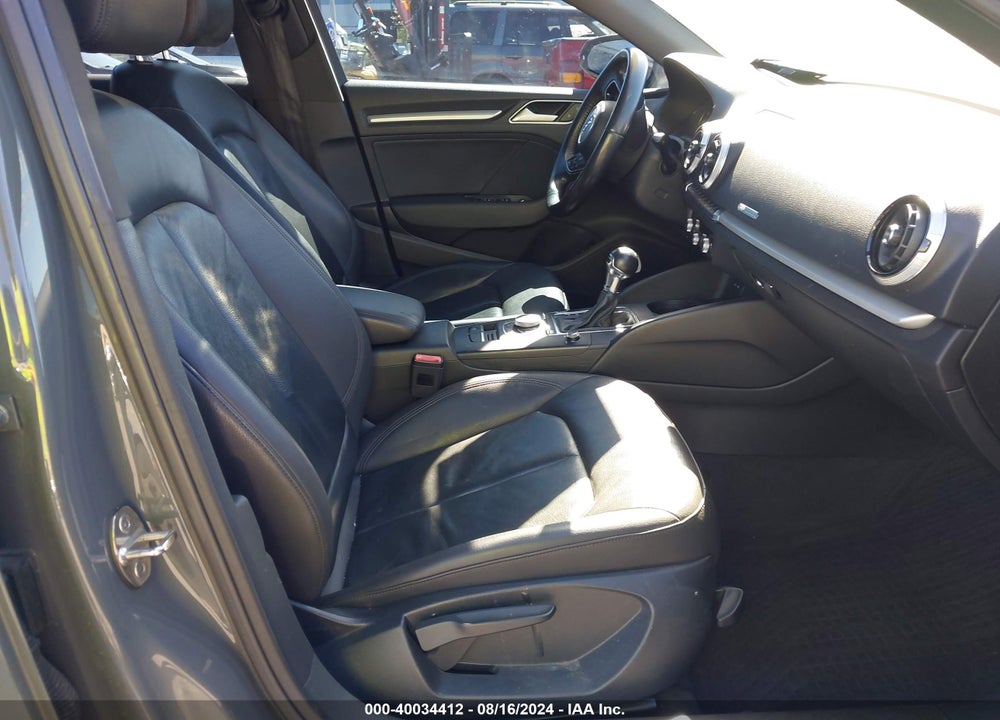 2017 AUDI A3 2.0T PREMIUM VIN: WAUAUGFF8H1040083