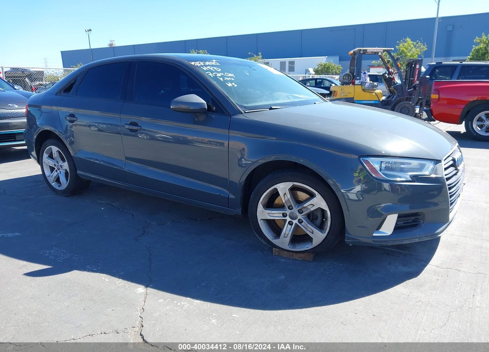 2017 AUDI A3 2.0T PREMIUM VIN: WAUAUGFF8H1040083