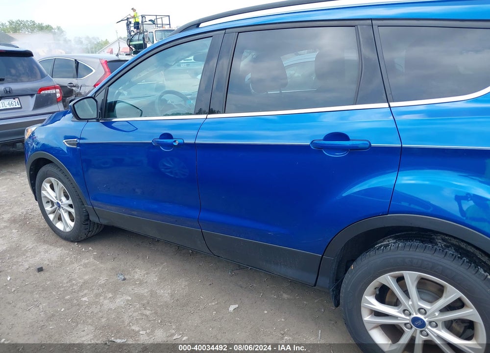 2017 FORD ESCAPE SE VIN: 1FMCU0GD4HUA21976