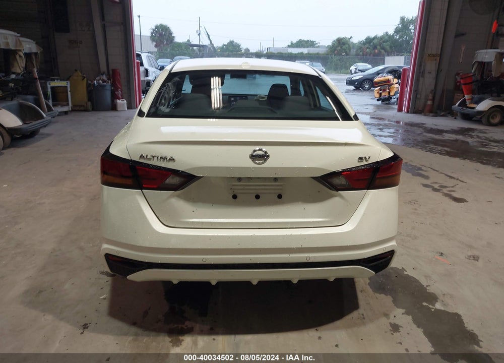 2022 NISSAN ALTIMA SV FWD VIN: 1N4BL4DV7NN300390