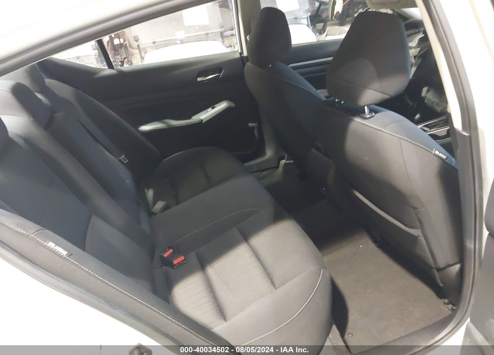 2022 NISSAN ALTIMA SV FWD VIN: 1N4BL4DV7NN300390