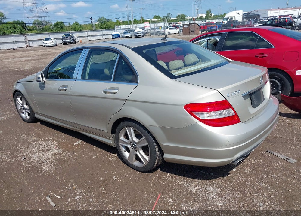 2011 MERCEDES-BENZ C 300 LUXURY 4MATIC/SPORT 4MATIC VIN: WDDGF8BB4BR146674