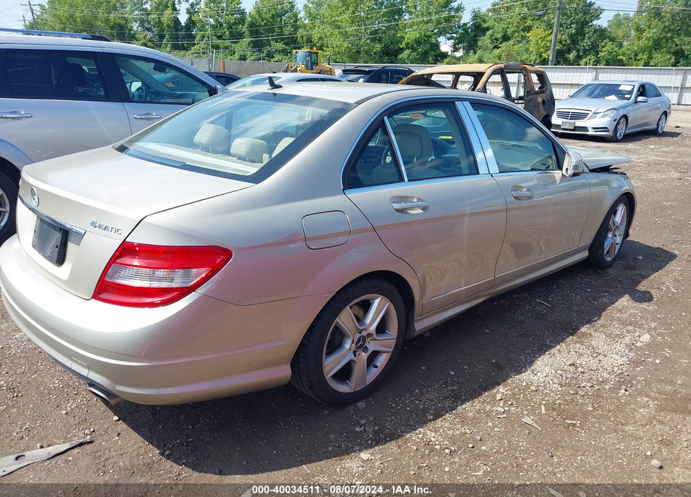 2011 MERCEDES-BENZ C 300 LUXURY 4MATIC/SPORT 4MATIC VIN: WDDGF8BB4BR146674