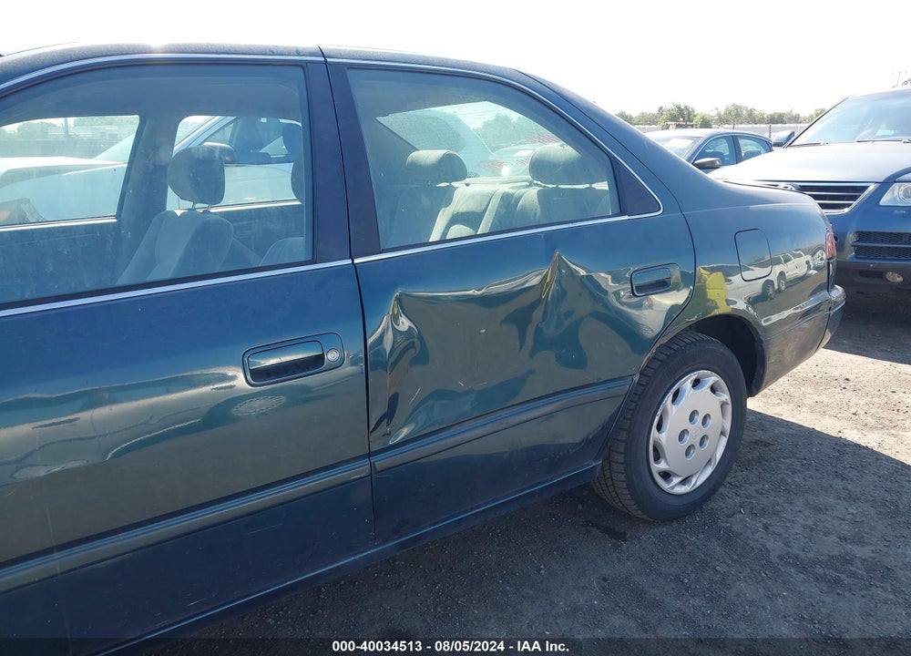 1998 TOYOTA CAMRY LE VIN: JT2BG22K8W0190291