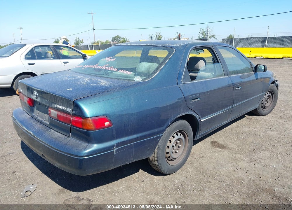 1998 TOYOTA CAMRY LE VIN: JT2BG22K8W0190291