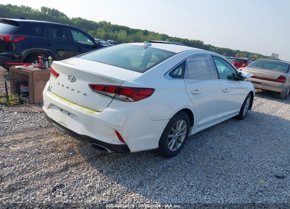2018 HYUNDAI SONATA SE VIN: 5NPE24AF7JH609018
