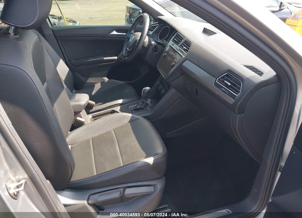 2021 VOLKSWAGEN TIGUAN 2.0T SE/2.0T SE R-LINE BLACK/2.0T SEL VIN: 3VV3B7AXXMM110361