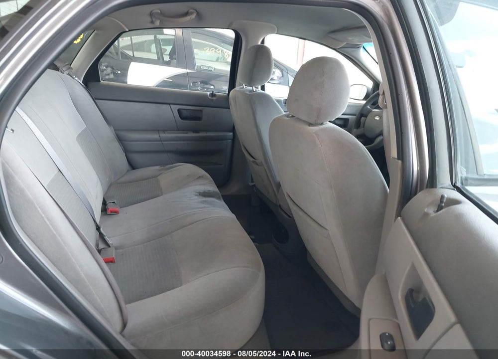 2004 FORD TAURUS SE VIN: 1FAFP53254A215332