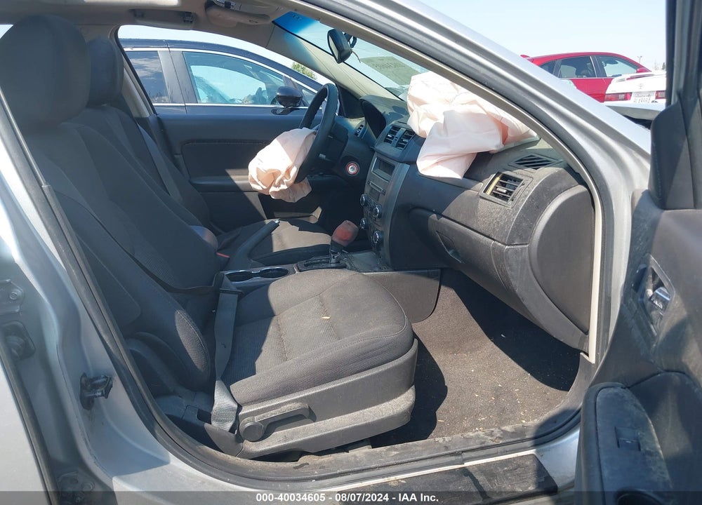 2010 FORD FUSION SE VIN: 3FAHP0HA4AR102646