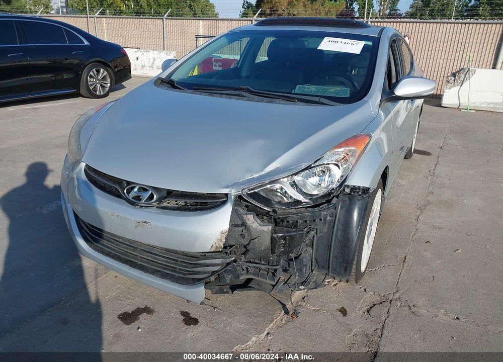 2013 HYUNDAI ELANTRA VIN: KMHDH4AE5DU624821