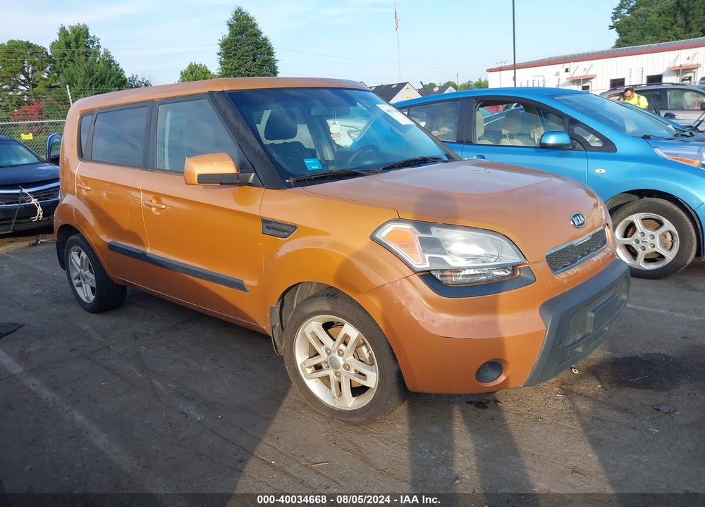 2011 KIA SOUL VIN: KNDJT2A23B7304215
