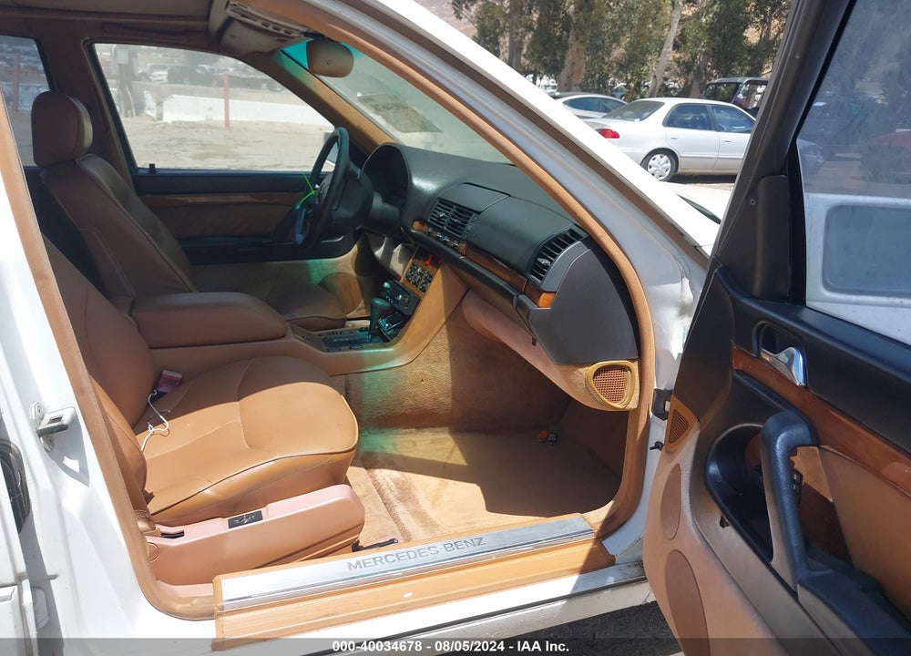 1992 MERCEDES-BENZ 300 SE VIN: WDBGA32E1NA036625