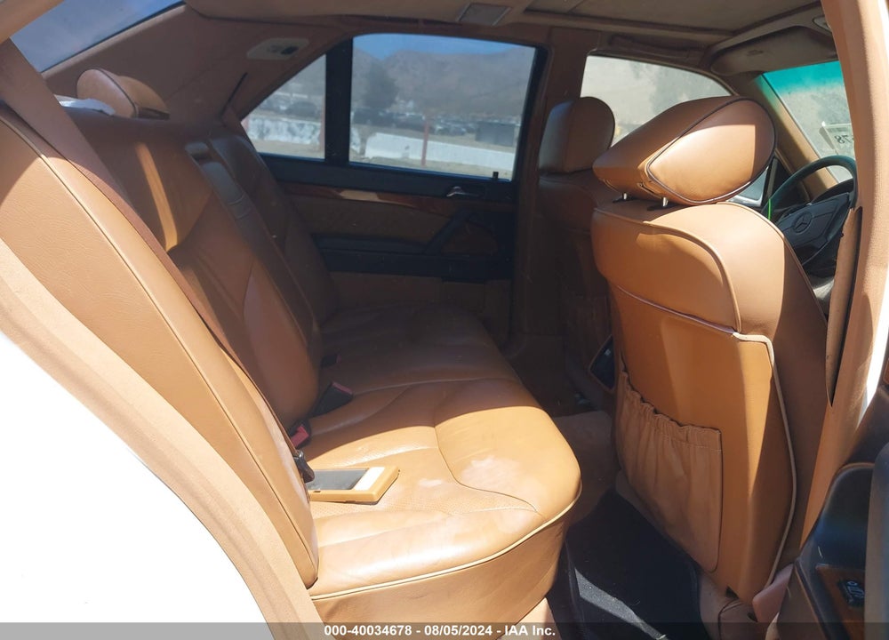 1992 MERCEDES-BENZ 300 SE VIN: WDBGA32E1NA036625