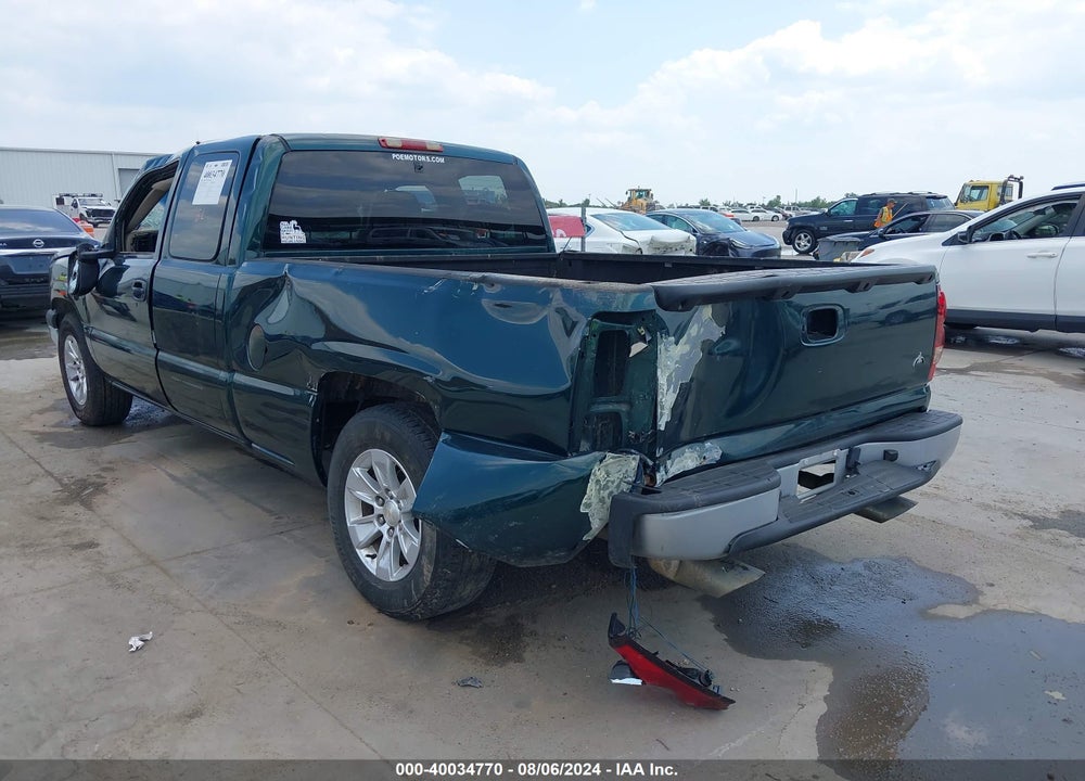2003 CHEVROLET SILVERADO 1500 LS VIN: 2GCEC19V231316882