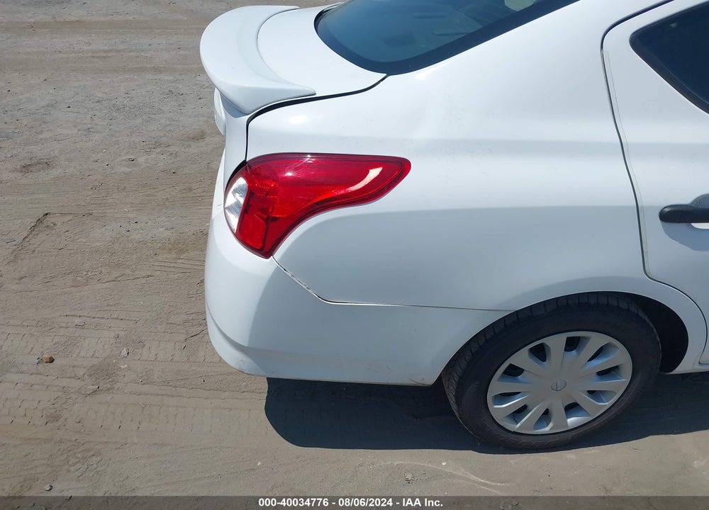 2018 NISSAN VERSA 1.6 S+ VIN: 3N1CN7AP9JL831054