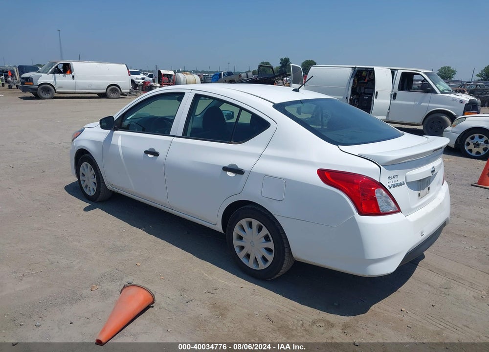 2018 NISSAN VERSA 1.6 S+ VIN: 3N1CN7AP9JL831054