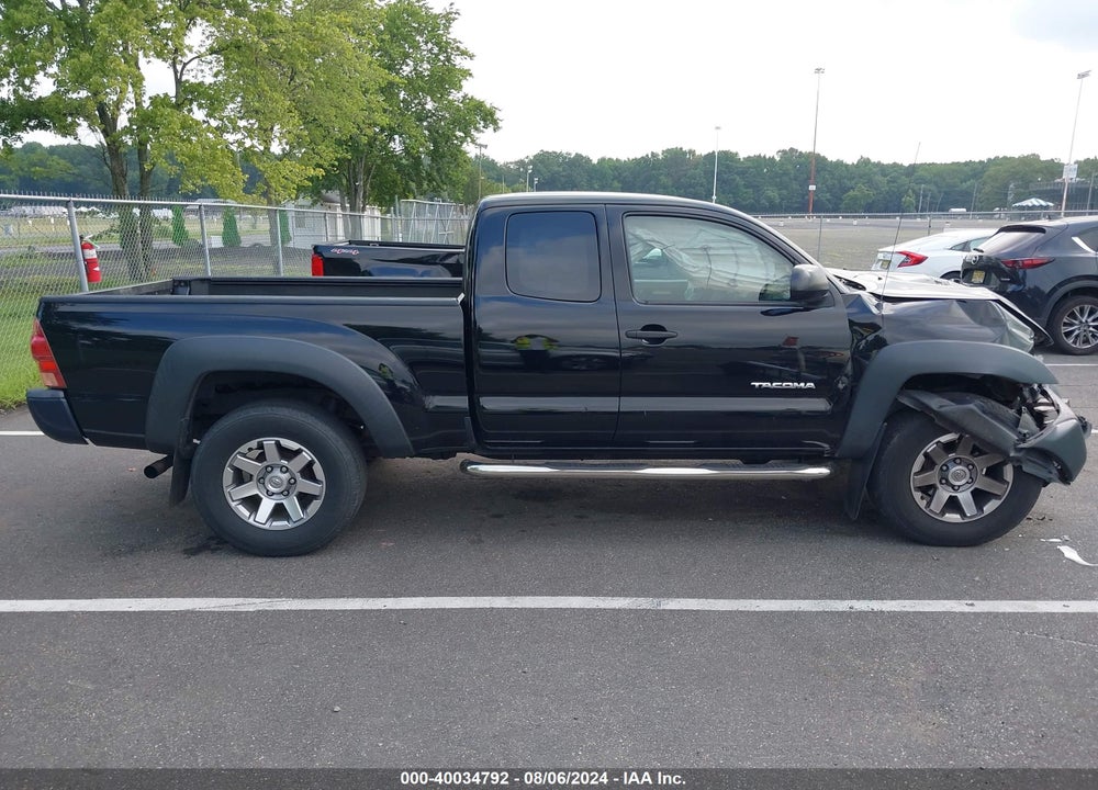 2015 TOYOTA TACOMA VIN: 5TFUU4EN9FX144373