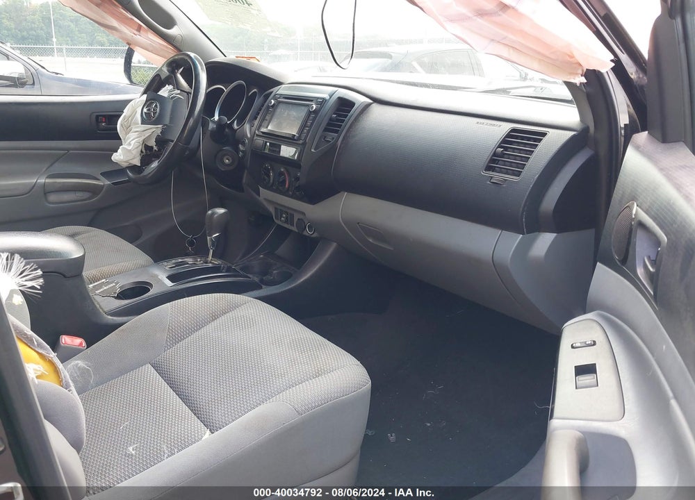 2015 TOYOTA TACOMA VIN: 5TFUU4EN9FX144373