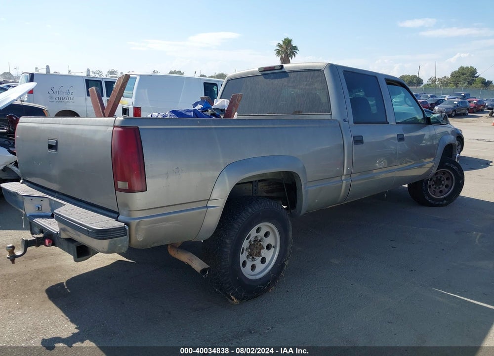 2000 CHEVROLET K2500 VIN: 1GCGK23J1YF518264