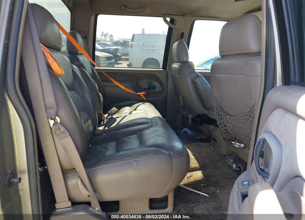 2000 CHEVROLET K2500 VIN: 1GCGK23J1YF518264