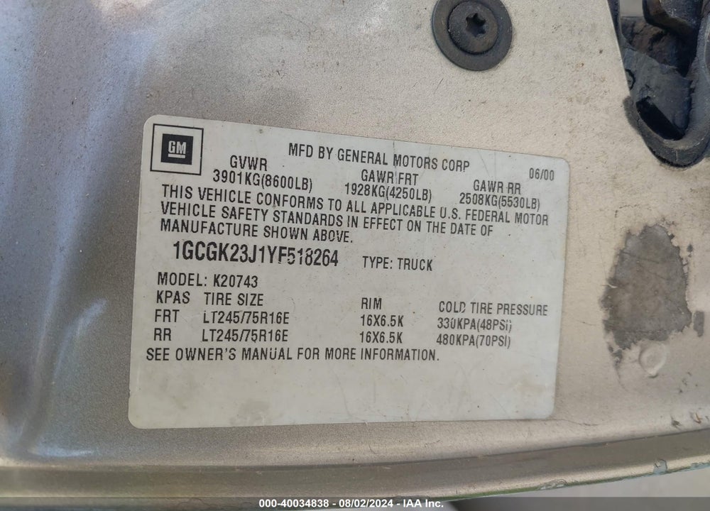 2000 CHEVROLET K2500 VIN: 1GCGK23J1YF518264