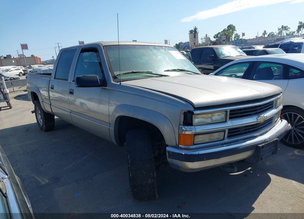 2000 CHEVROLET K2500 VIN: 1GCGK23J1YF518264