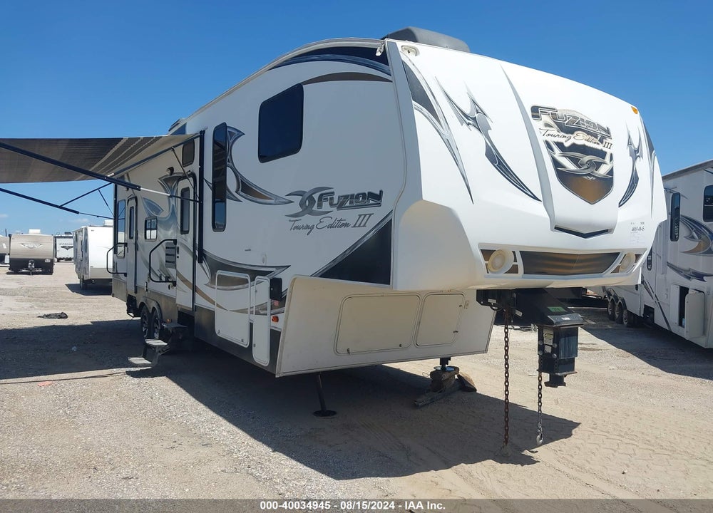 2011 KEYSTONE FUZION FZ322 VIN: 4YDF32225BF810894