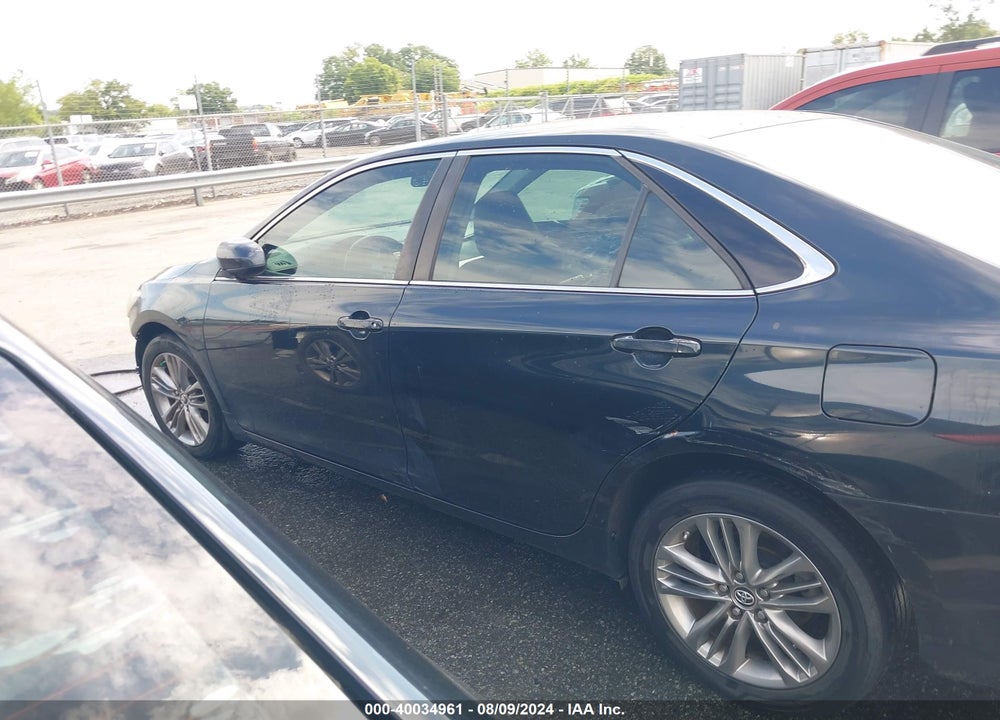 2015 TOYOTA CAMRY SE VIN: 4T1BF1FK1FU104404