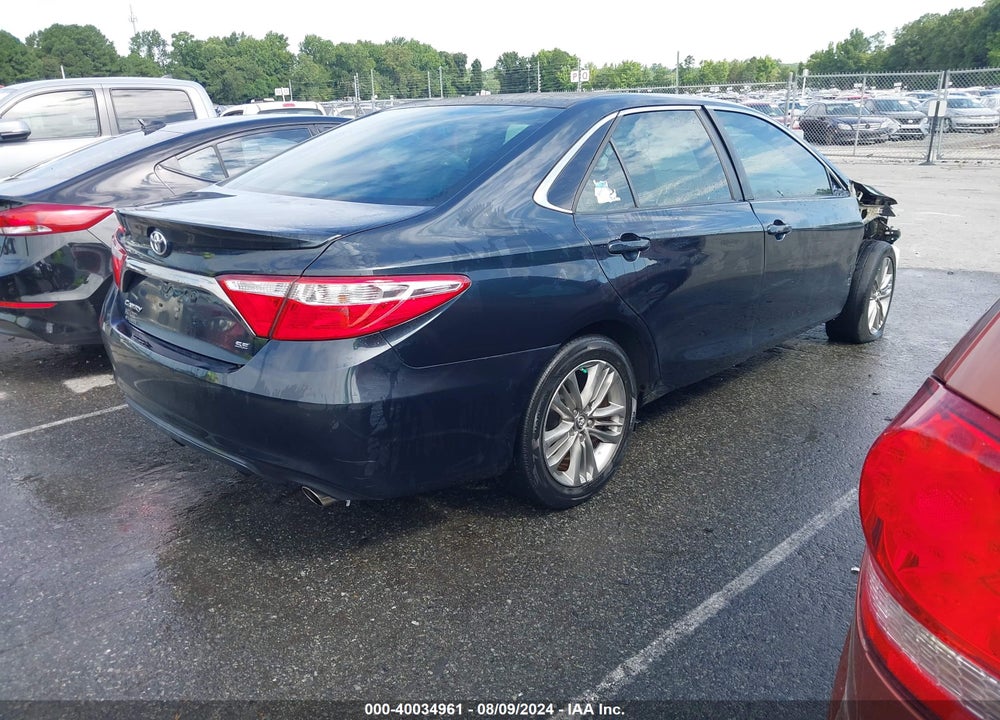 2015 TOYOTA CAMRY SE VIN: 4T1BF1FK1FU104404